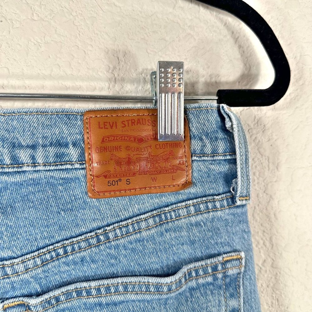 Levi's 501 Premium Skinny Medium Wash Distressed Jeans - Picture 7 of 14